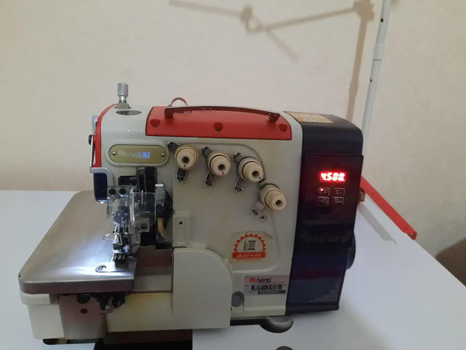 سردوز پنج نخ Ru yang|چرخ خیاطی و ریسندگی|پاکدشت, پاکدشت (مامازند)|دیوار