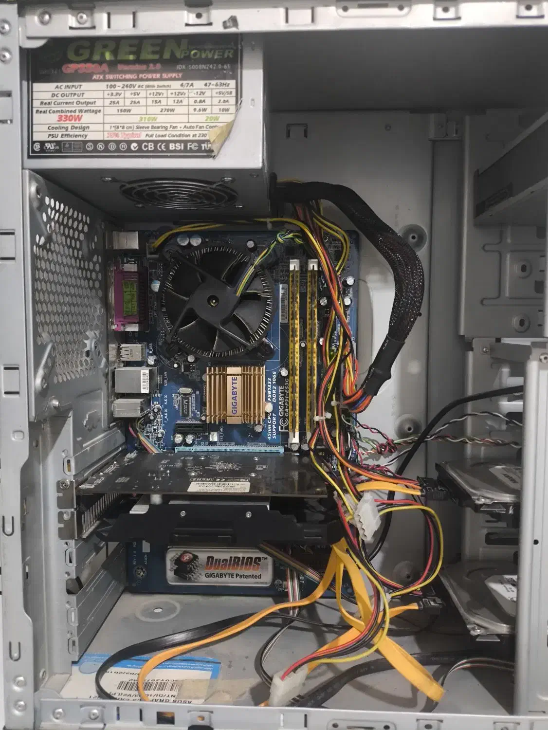 کیس و مانیتور|رایانه رومیزی|شیراز, شهرک سراج‎|دیوار