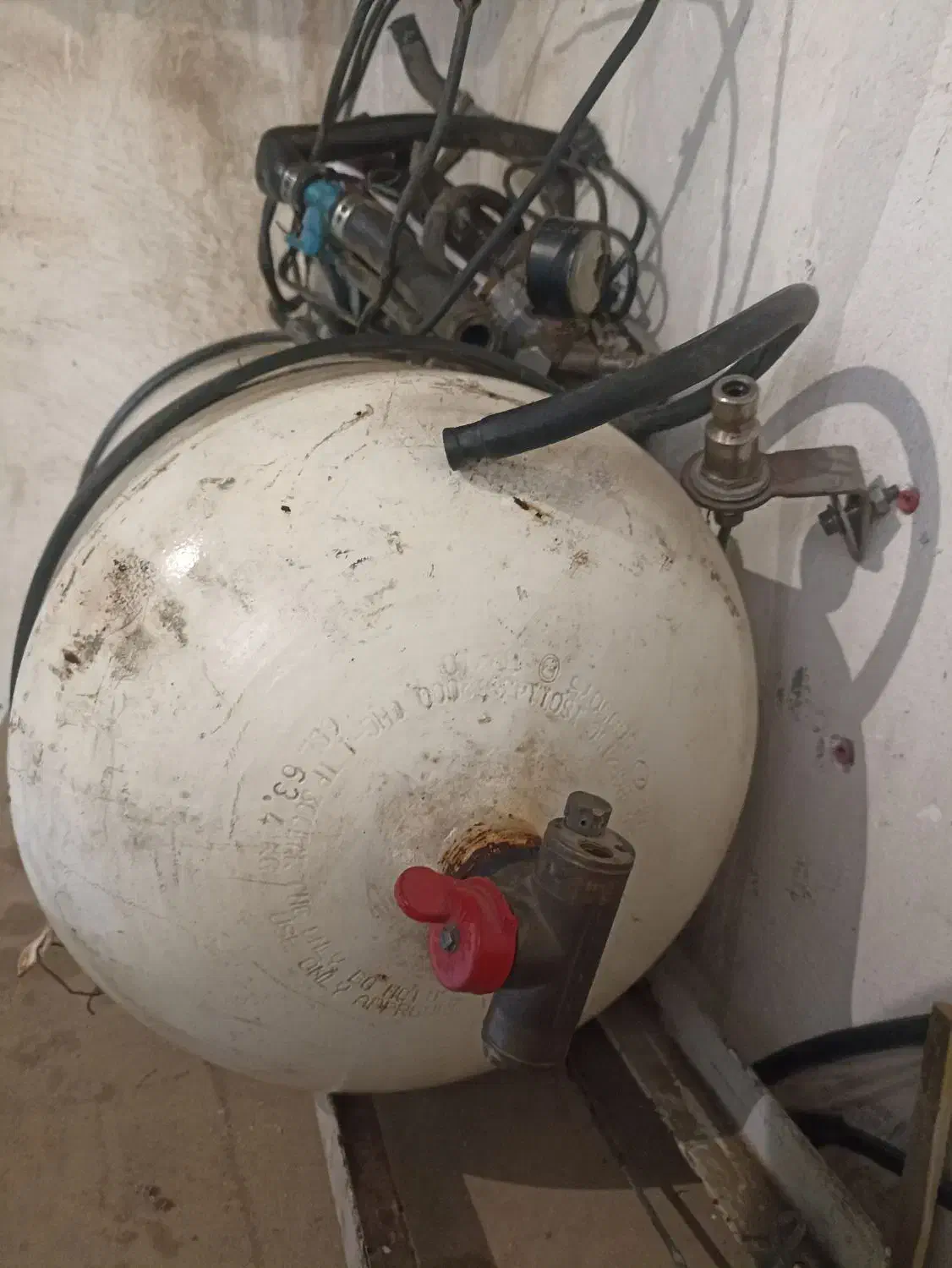 گاز cnj|قطعات یدکی و لوازم جانبی|اندیمشک, |دیوار