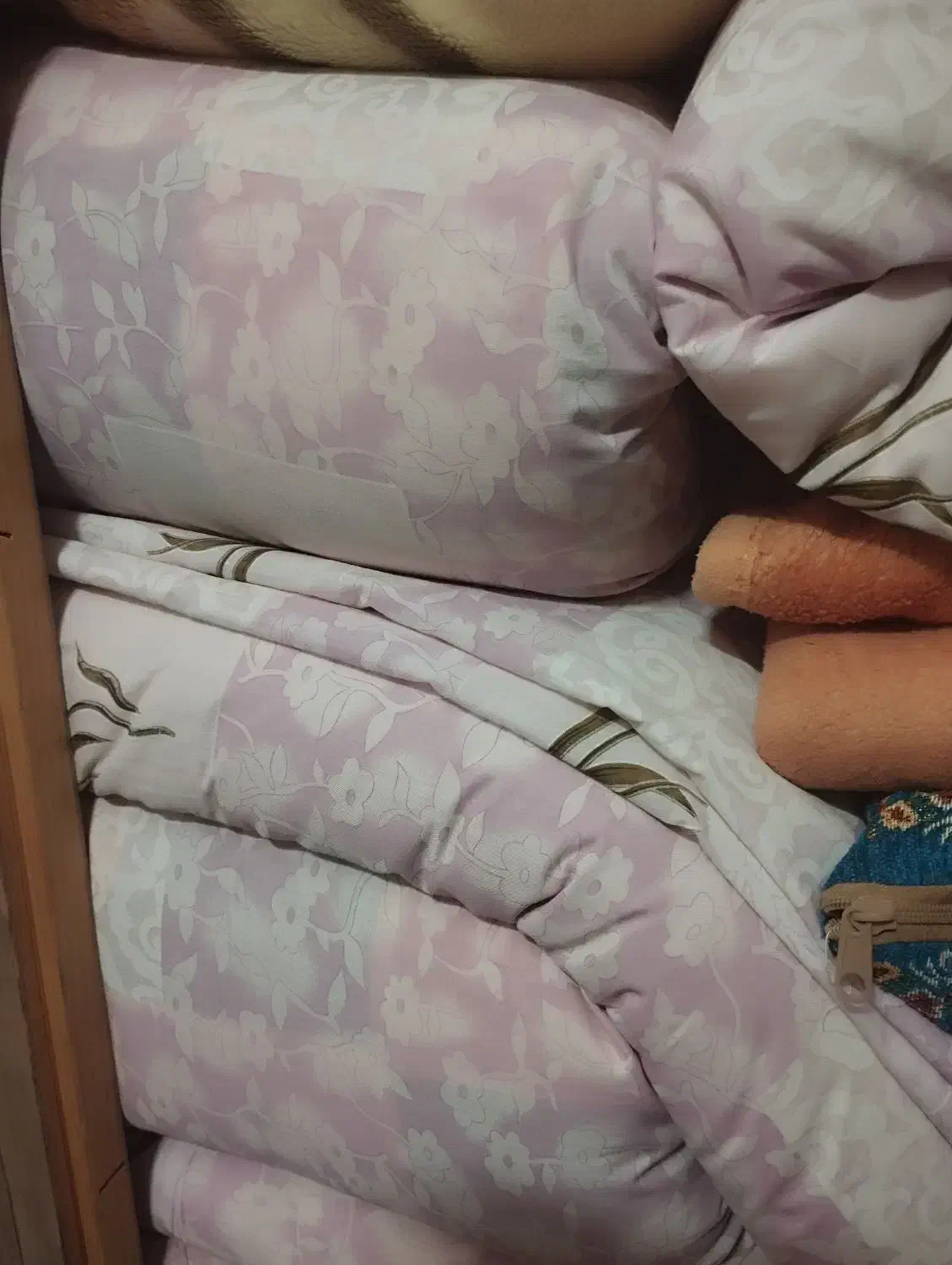 سه دست تشک پشم|رختخواب، بالش، پتو|قرچک, شهرک الحدید|دیوار