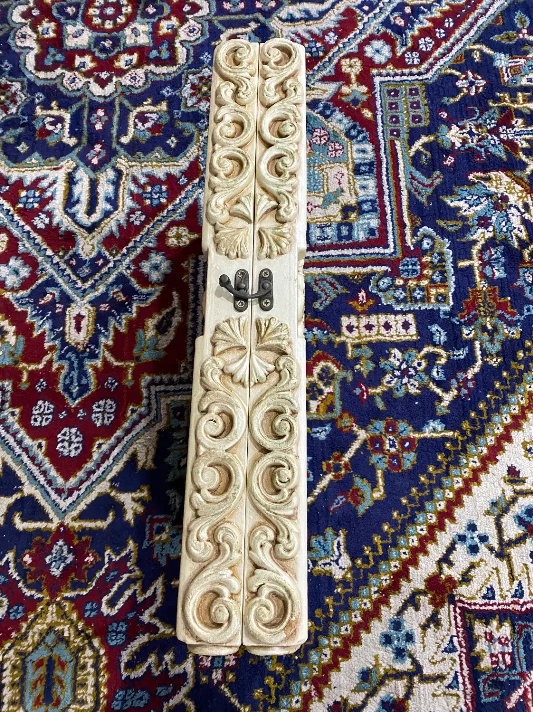 تخته نردفروشی|کلکسیون و سرگرمی|رشت, فرودگاه سردار جنگل رشت|دیوار