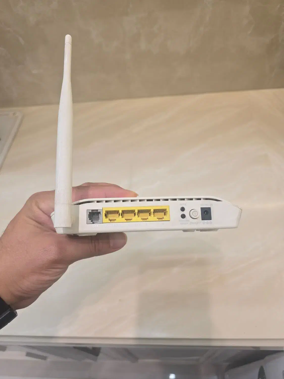 مودم|مودم و تجهیزات شبکه|اصفهان, جلفا|دیوار