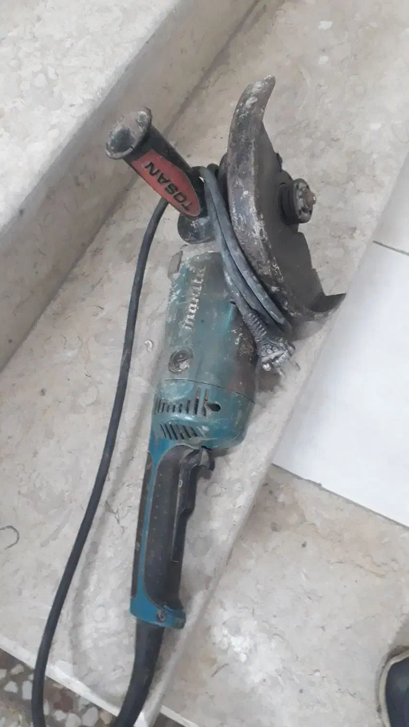 یک عدد سنگ فرز ماکیتا با ۳عدد صفحه استیل بری|ابزارآلات|رشت, پاره بیجار|دیوار