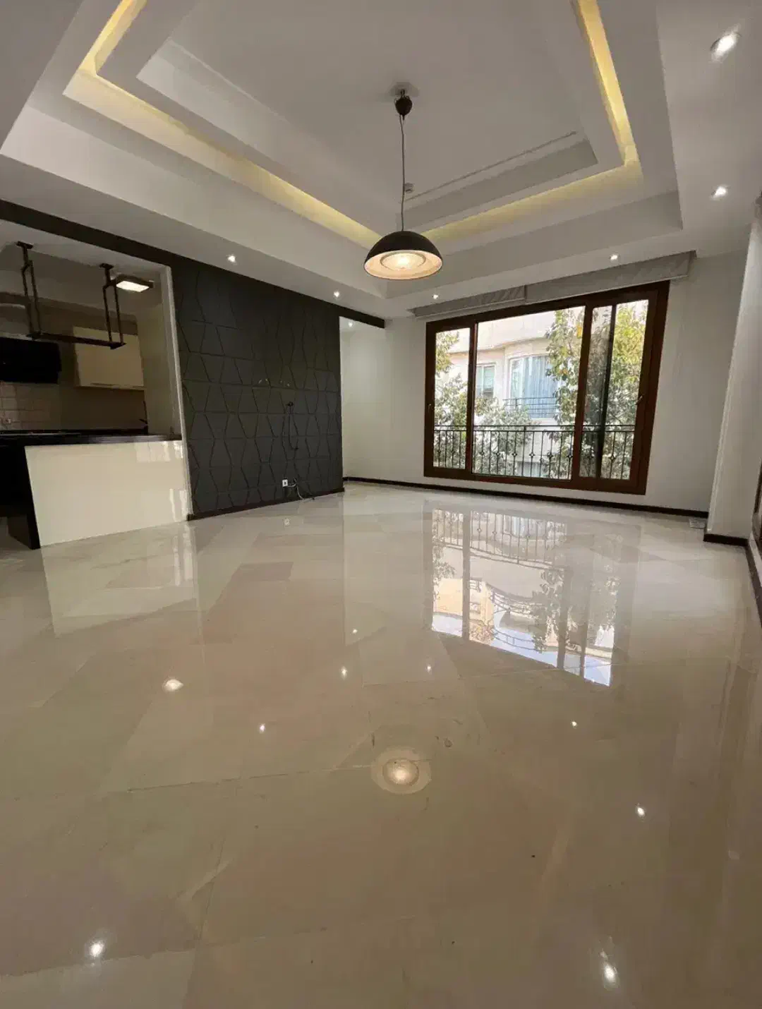 ۱۲۵ متر * دوخواب * سالن پرده خور