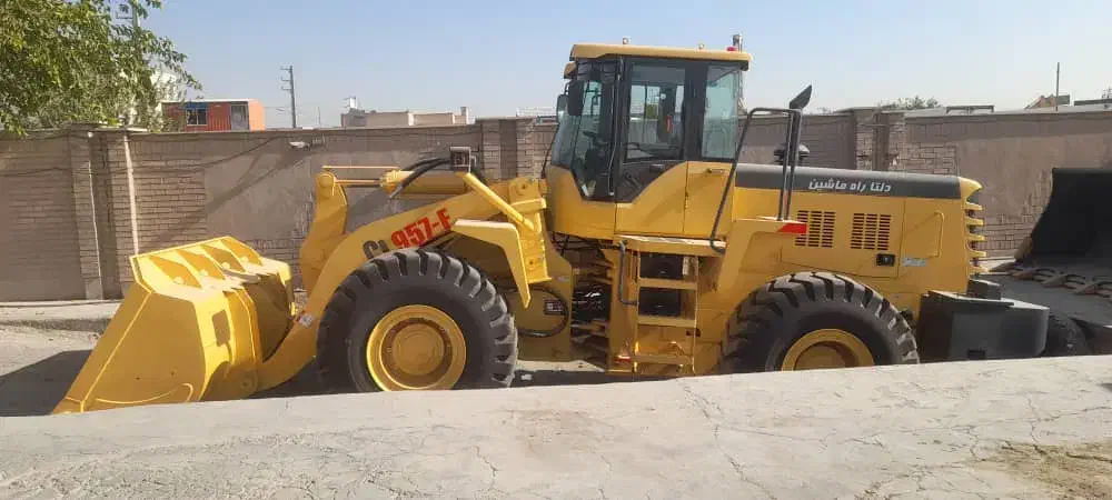 استخدام میکانیک ماشین آلات راهسازی|استخدام صنعتی، فنی، مهندسی|گراش, |دیوار