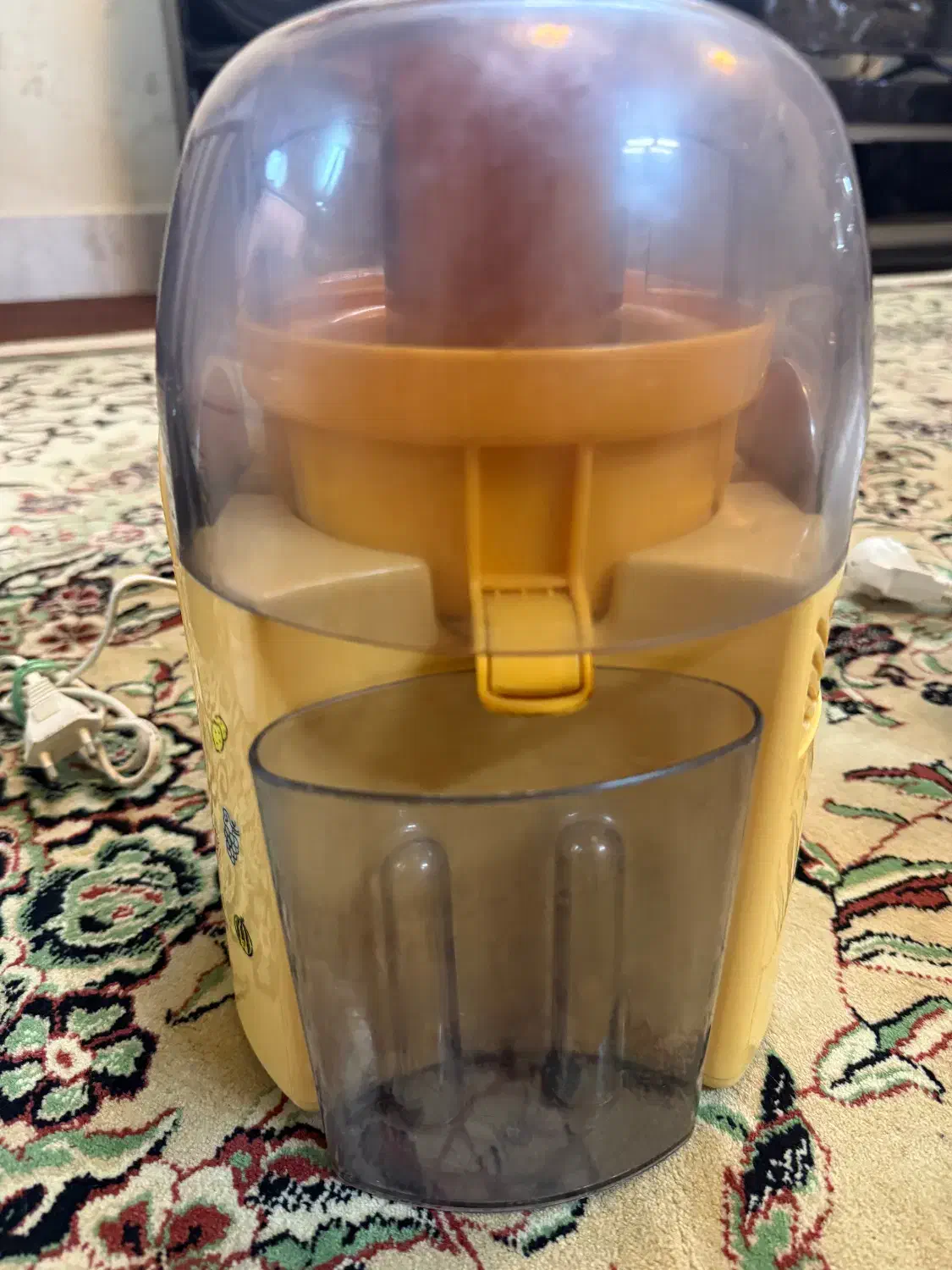 ابمیوه گیری مارک سونیا|آبمیوه‌گیر و آب‌مرکبات‌گیر|قم, لسانی|دیوار