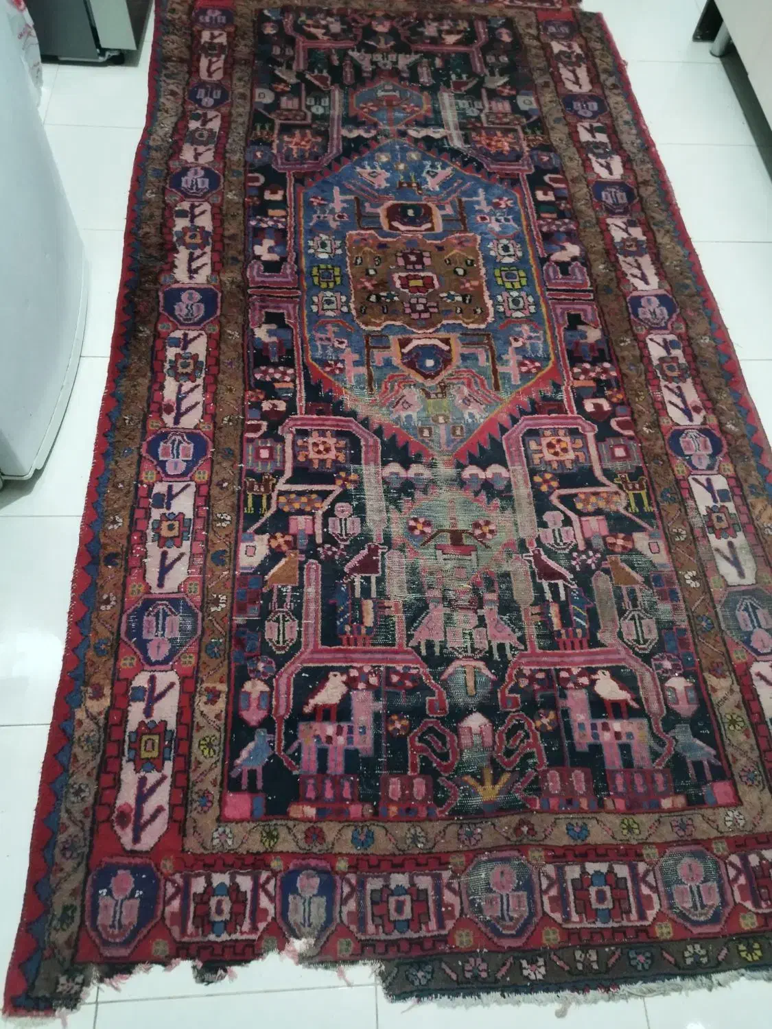 فرش قدیمی|فرش|اندیشه, اندیشه فاز ۳|دیوار