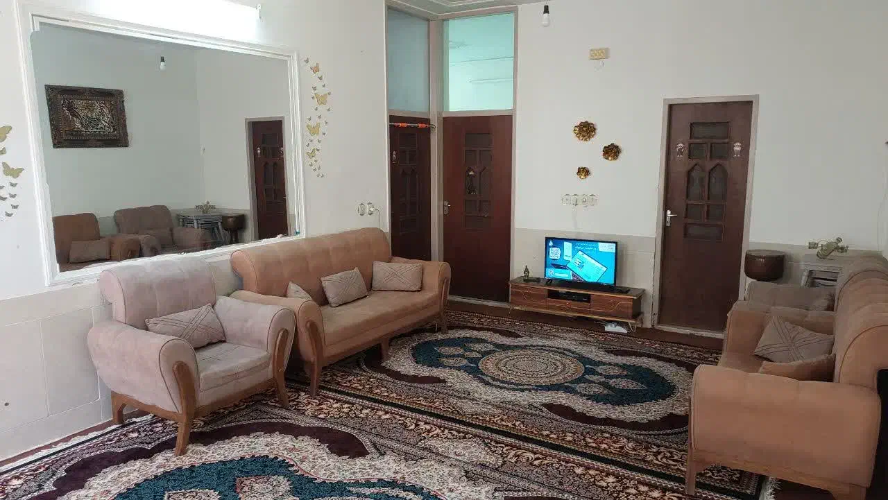 اجاره طبقه هم کف|اجارهٔ آپارتمان|شهرضا, |دیوار