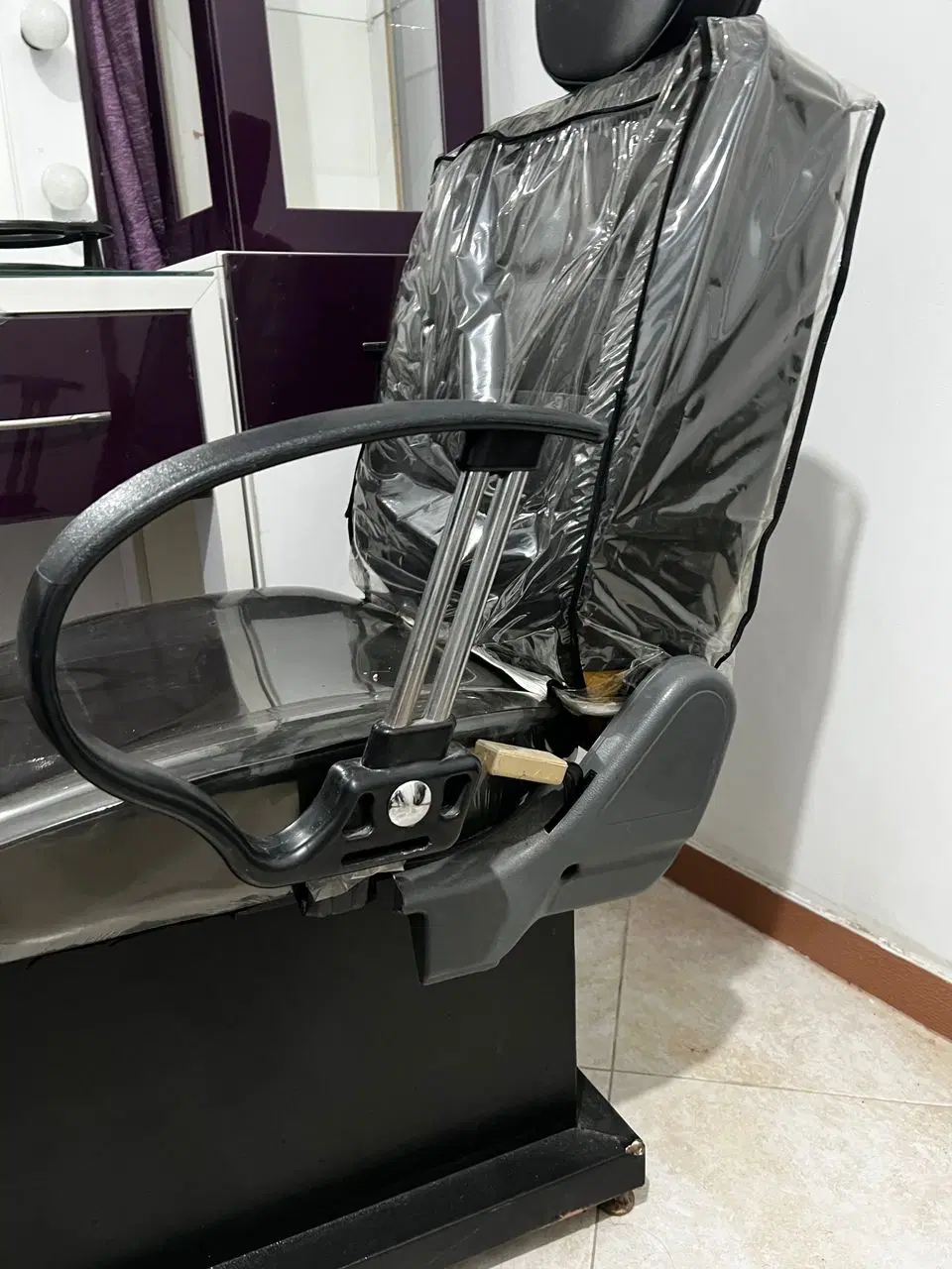 تخت|تخت و سرویس خواب|رشت, گلباغ نماز|دیوار