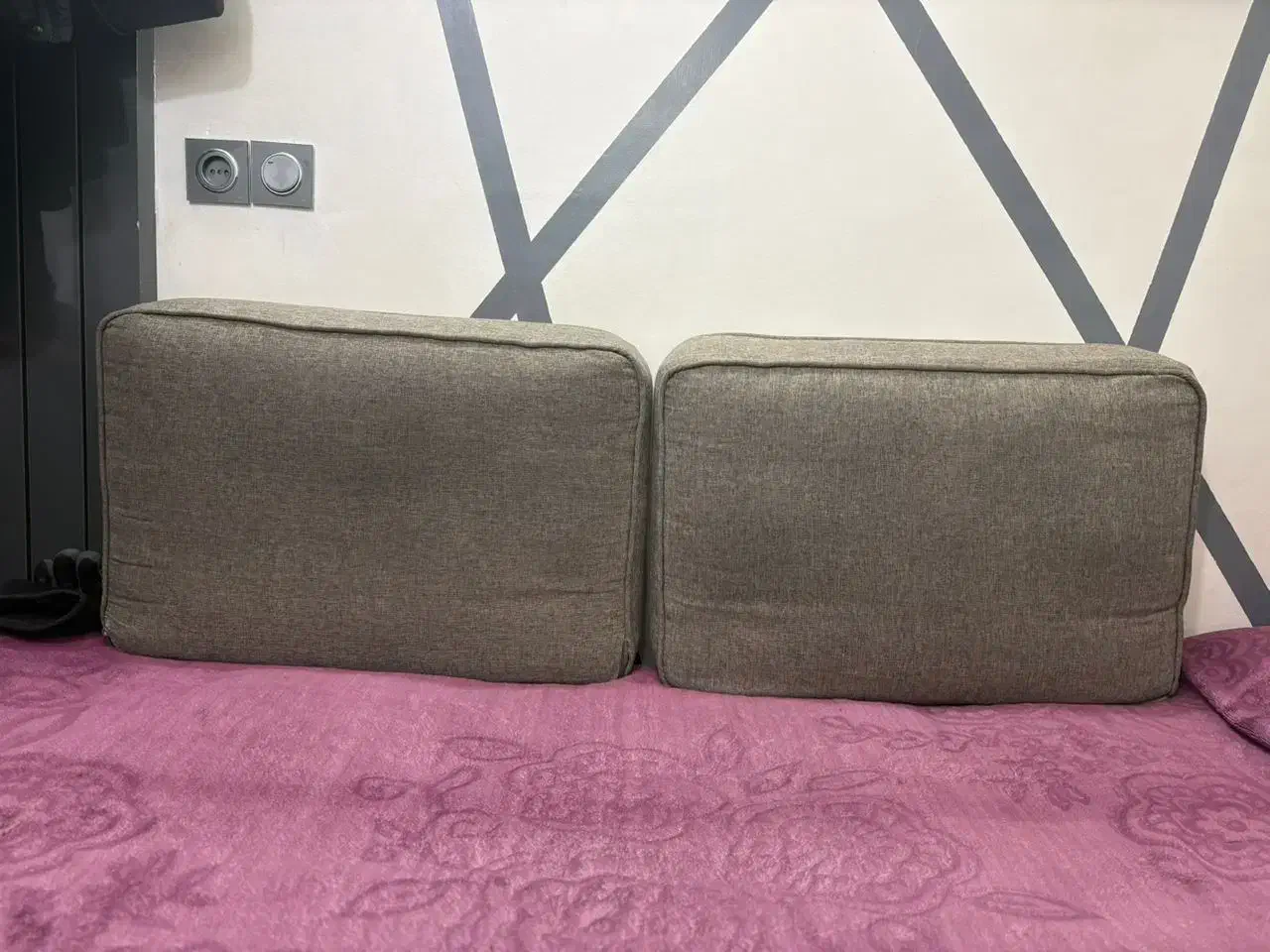 متکا پنبه ای|رختخواب، بالش، پتو|برخوار, |دیوار