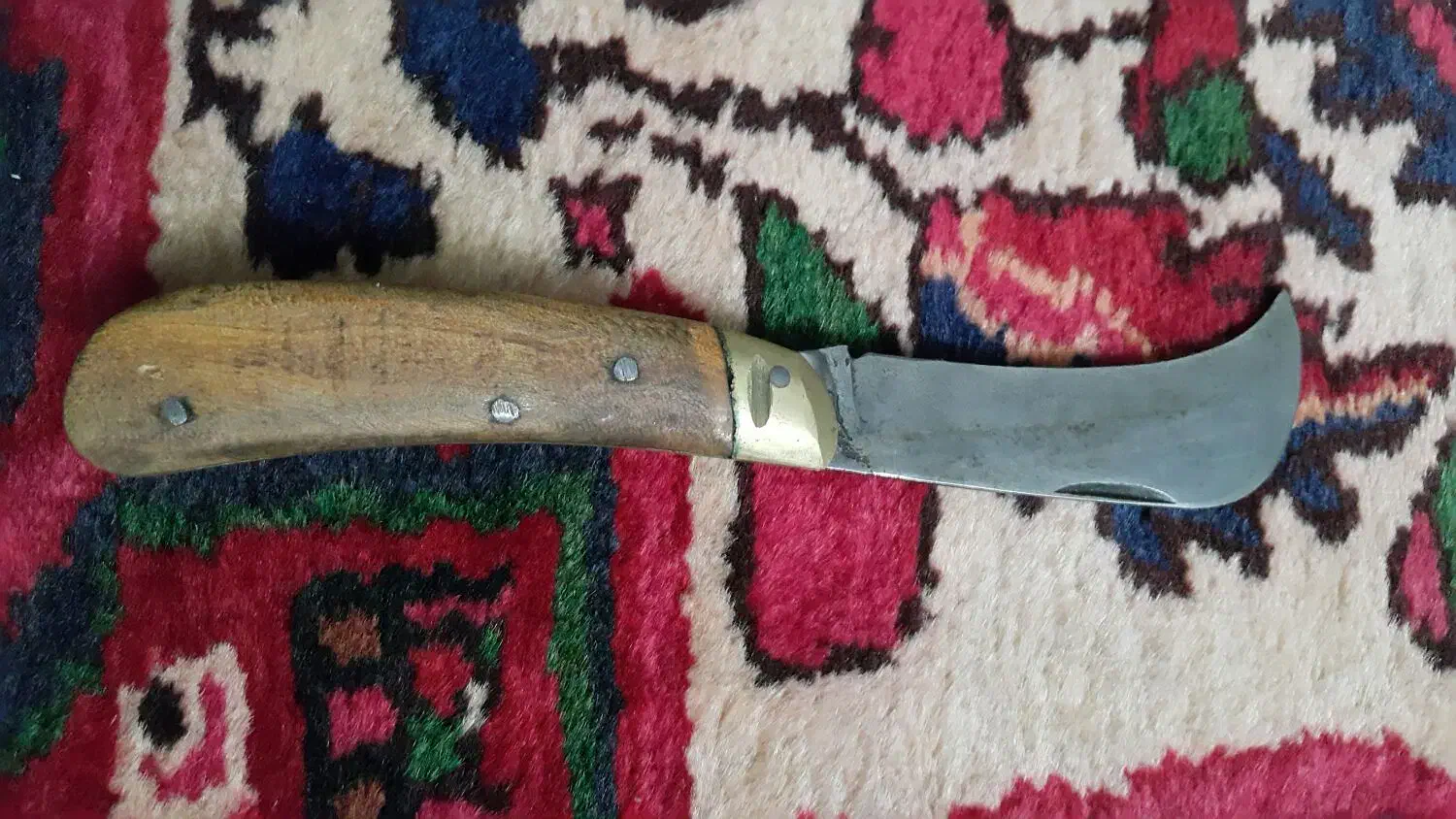 چاقو|کلکسیون اشیاء عتیقه|ملایر, |دیوار