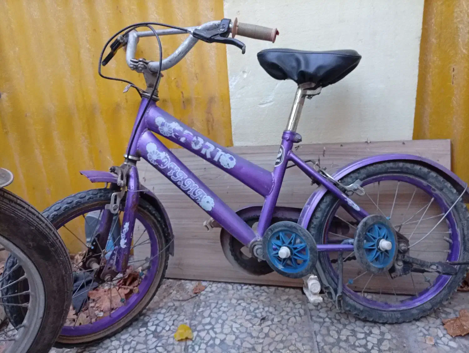 دوچرخه کودک|دوچرخه، اسکیت، اسکوتر|خمینی‌شهر, |دیوار