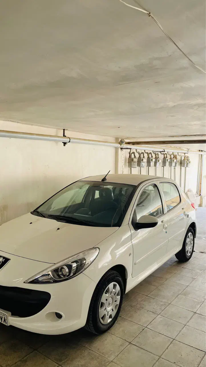 پژو ۲۰۷ tu5 دنده ای هیدولیک سقف فلز ۱۴۰۴|خودرو سواری و وانت|قرچک, زیبا شهر|دیوار