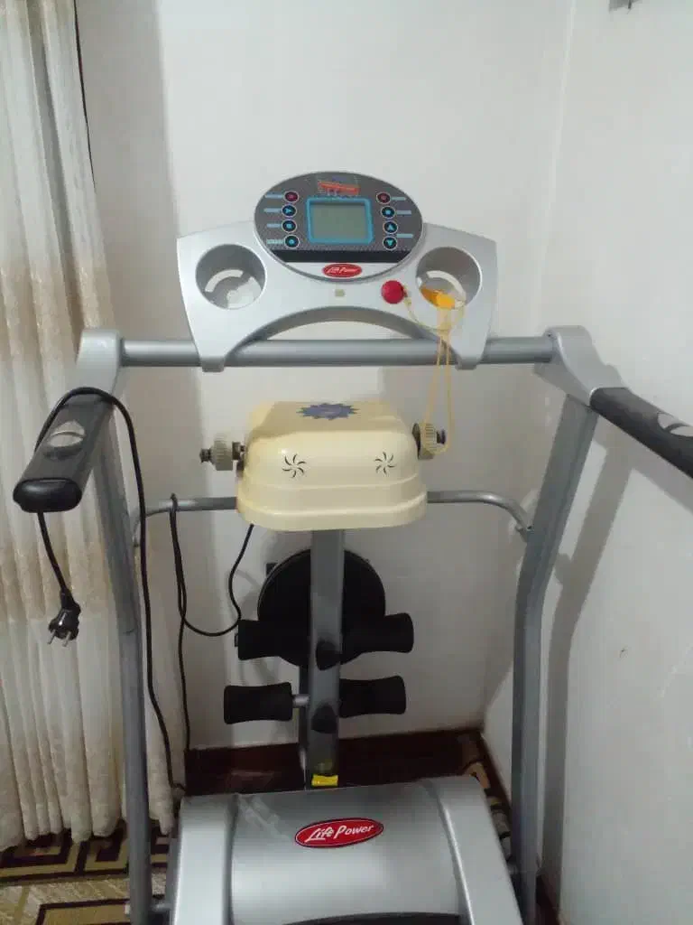 تردمیل|تجهیزات ورزشی|لشت نشا, |دیوار