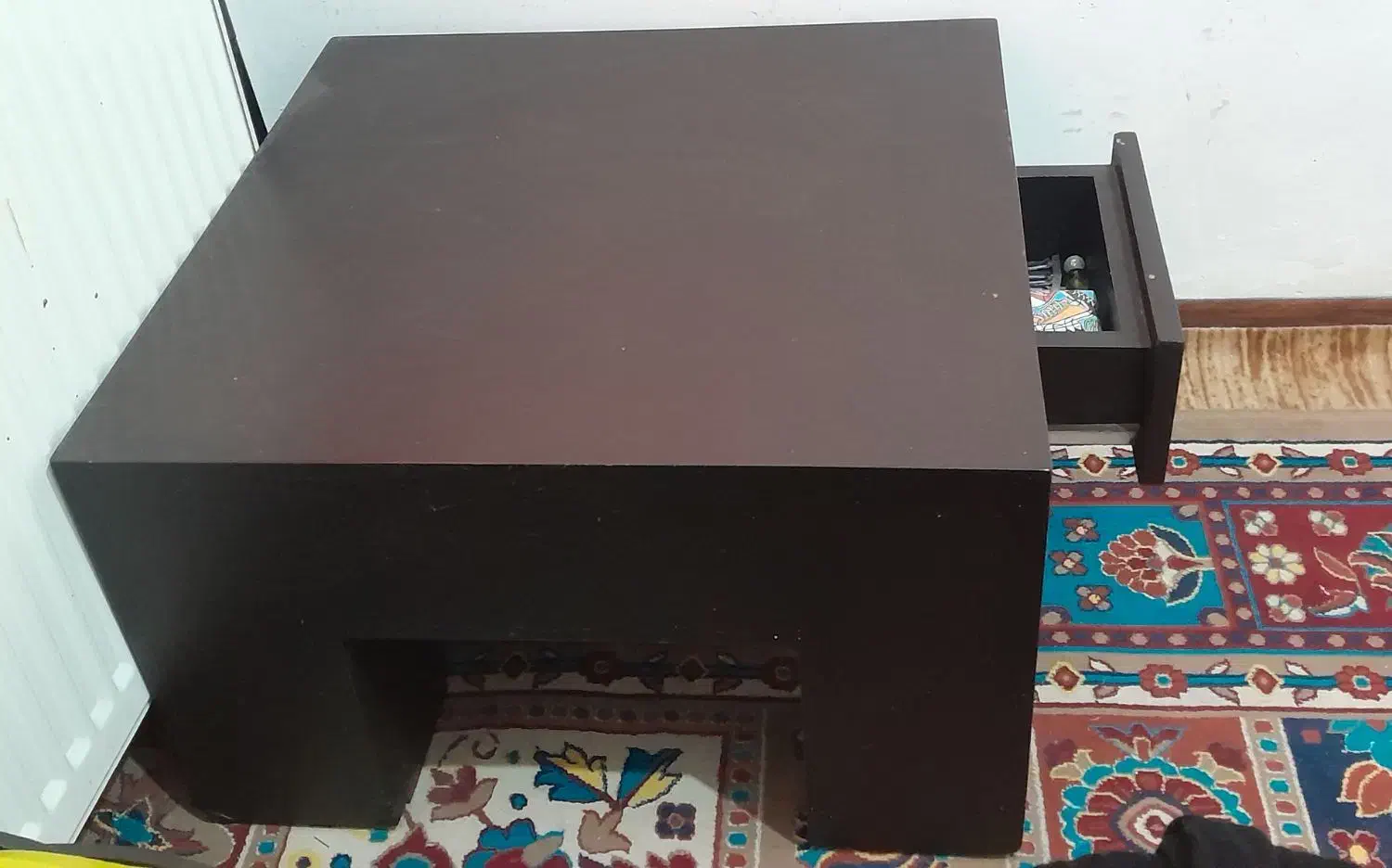 میز|میز تحریر و کامپیوتر|چهارباغ, |دیوار