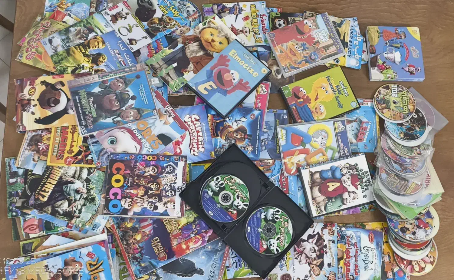 سی دی ،دی وی دی آموزشی و کارتون بچه ها|فیلم و موسیقی|تهران, پاسداران|دیوار