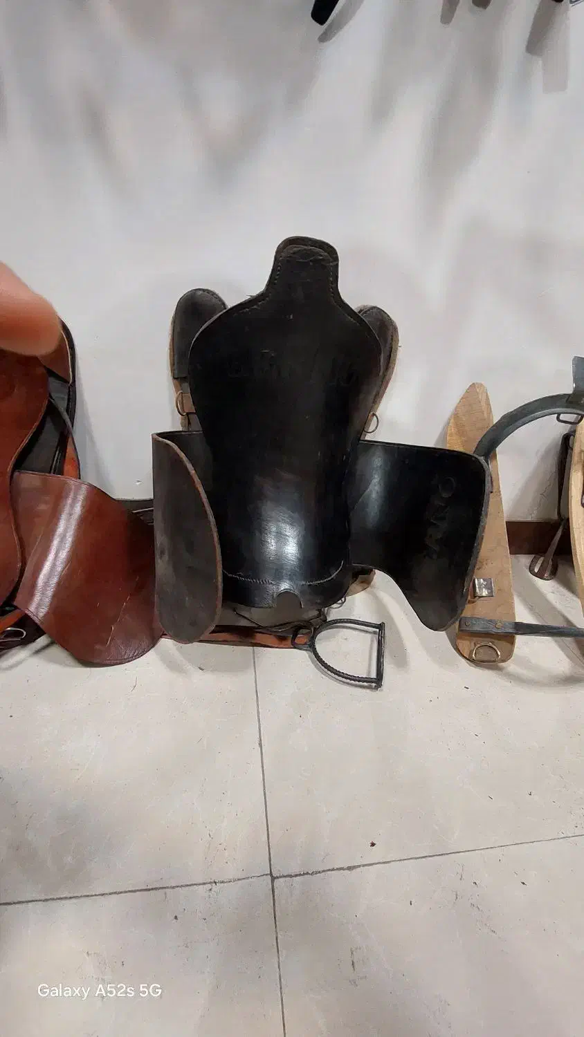 زین چرم طبیعی|اسب و تجهیزات اسب‌سواری|کرمانشاه, |دیوار