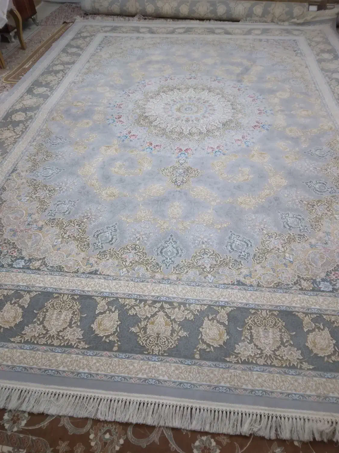 یک جفت فرش ۱۲متری طلا کوب|فرش|سبزوار, پاسداران|دیوار