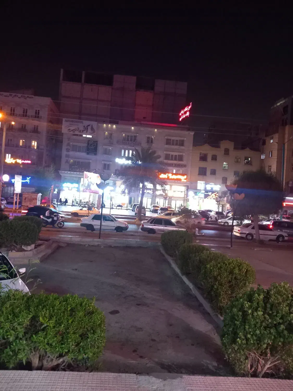 مغازه پاساژ نخل|اجارهٔ مغازه و غرفه|بندرعباس, |دیوار