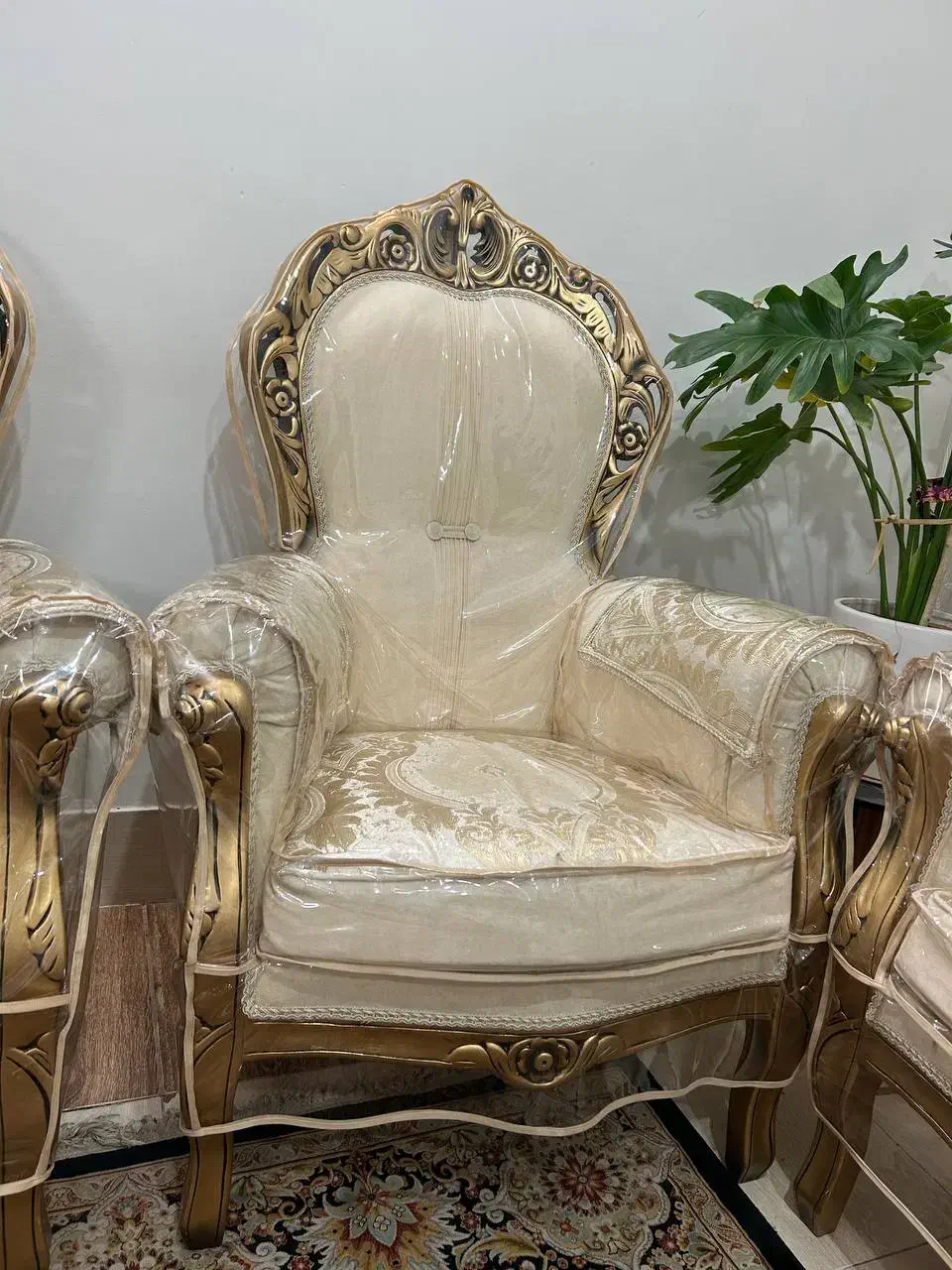 مبل|مبلمان خانگی و میز عسلی|دلیجان, |دیوار