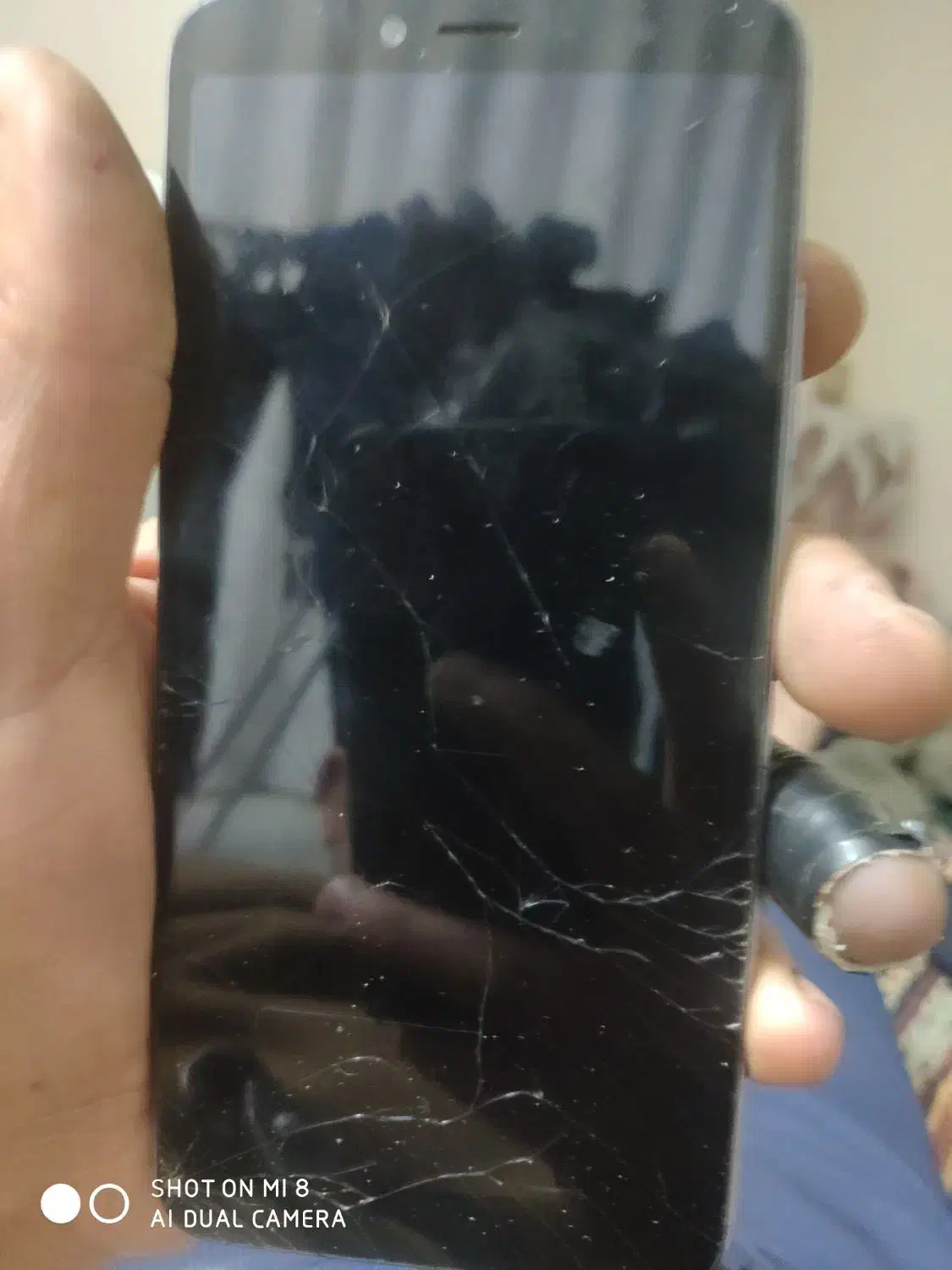 یه گوشی حوالی محمد طاهر پیدا شده بدون سیم کارت|اشیا|اصفهان, نقش جهان|دیوار