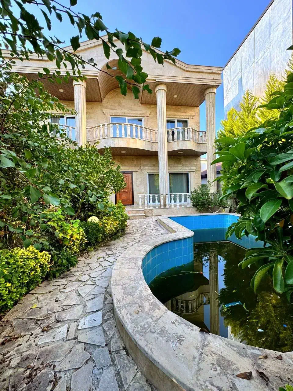 دوبلکس‌نما‌کلاسیک مشجر‌استخردارفول‌فرنیش جاده‌دریا|فروش خانه و ویلا|چمستان, |دیوار