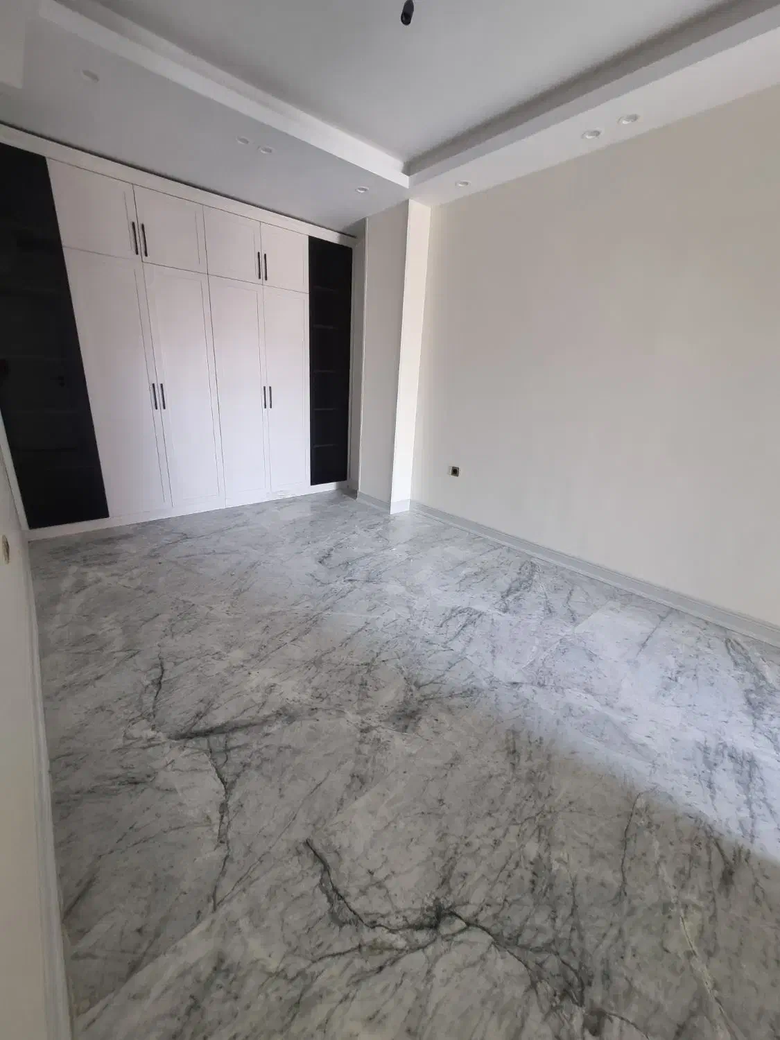 ۸۵متری/نوساز/نورگیر/مجیدیه فدک کرمان گلبرگ|فروش آپارتمان|تهران, کرمان|دیوار