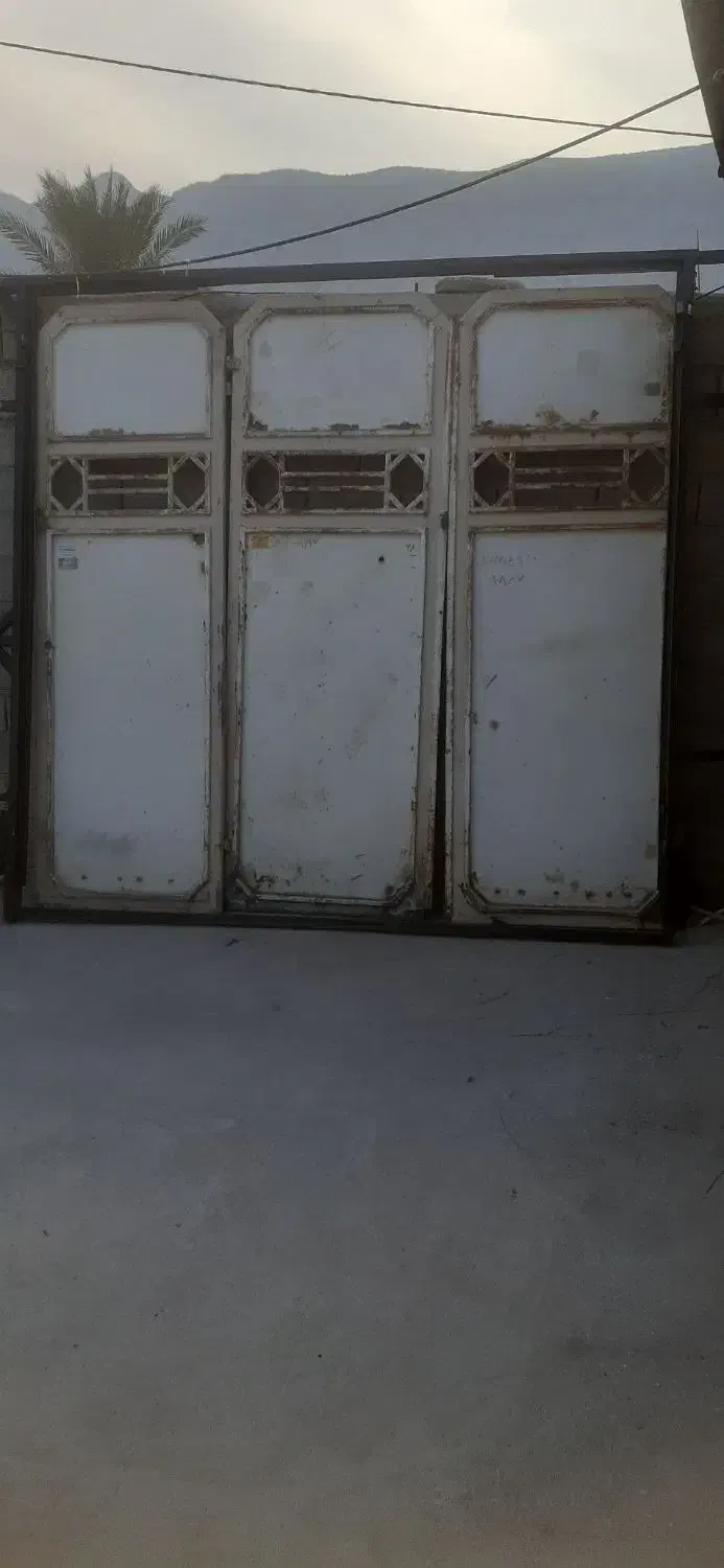 درب منزل|مصالح و تجهیزات ساختمان|کازرون, |دیوار