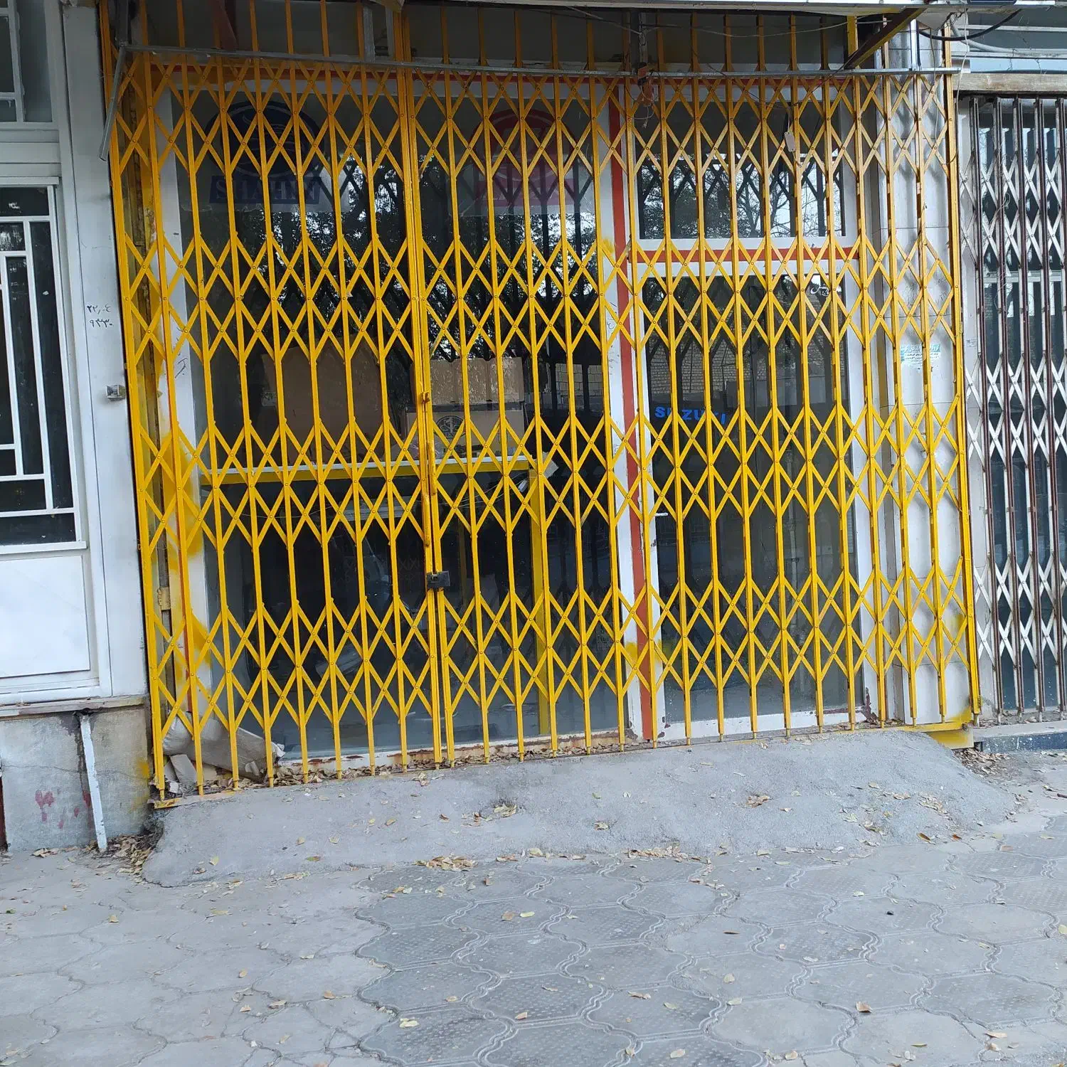 اجاره یک باب مغازه به متراژ70متر|اجارهٔ مغازه و غرفه|مبارکه, |دیوار