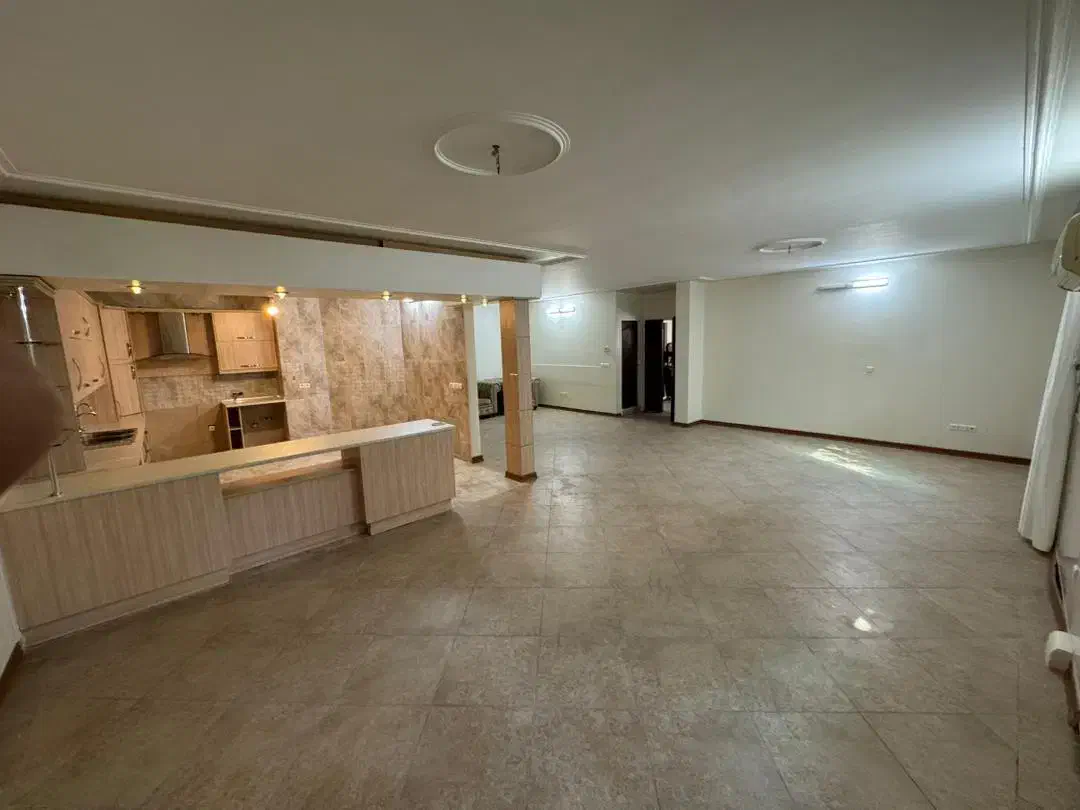 منزل ۱۴۰ متری گلخانه ای|اجارهٔ خانه و ویلا|کاشان, ملک آباد|دیوار