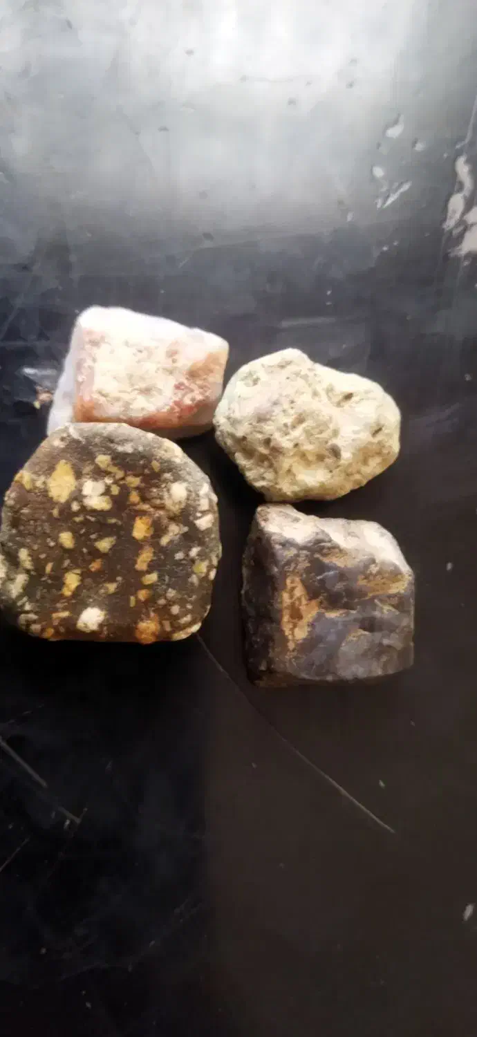 سنگ های قدیمی گردنبند|جواهرات|قزوین, |دیوار