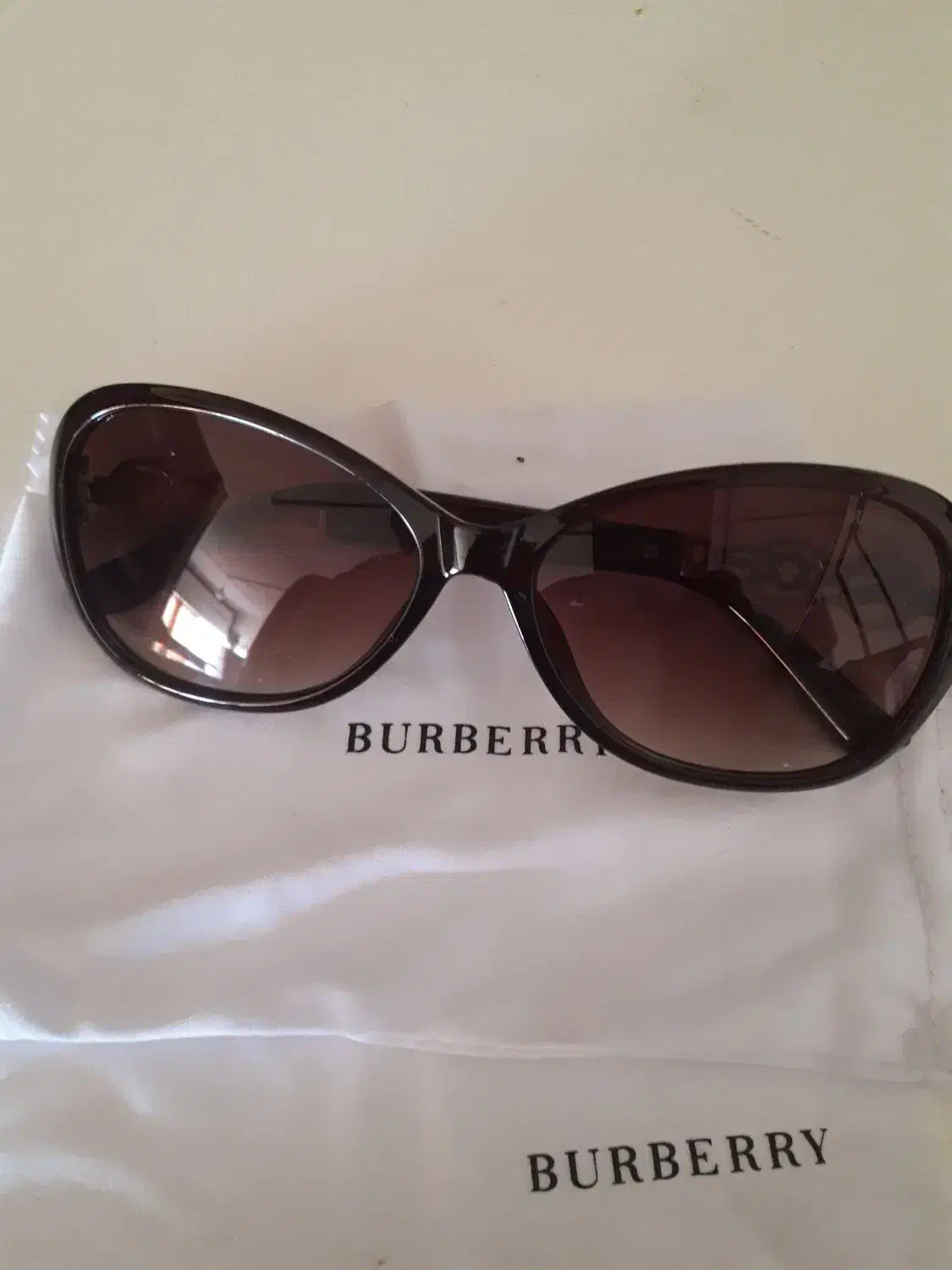 عینک افتابی زنانه بربری|زیورآلات و اکسسوری|یاسوج, |دیوار