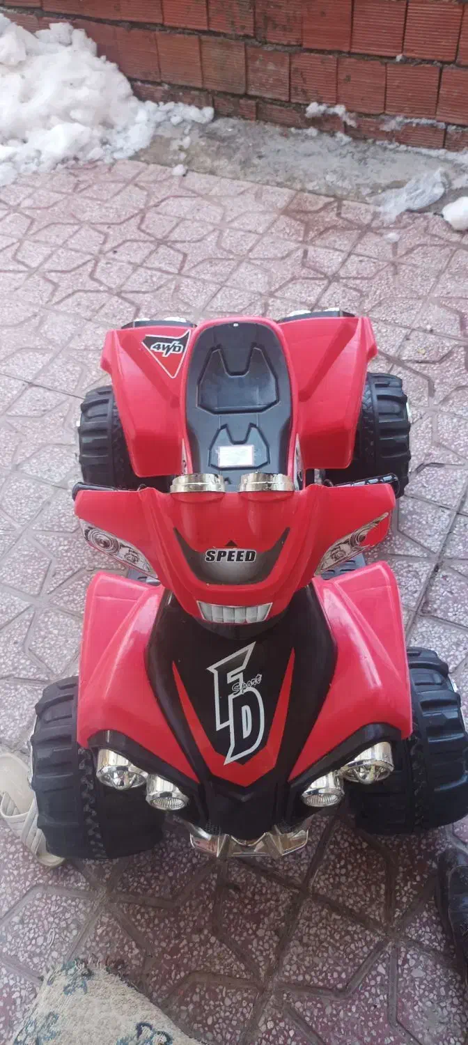 ماشین شارژی|اسباب‌بازی بچه|مریوان, |دیوار