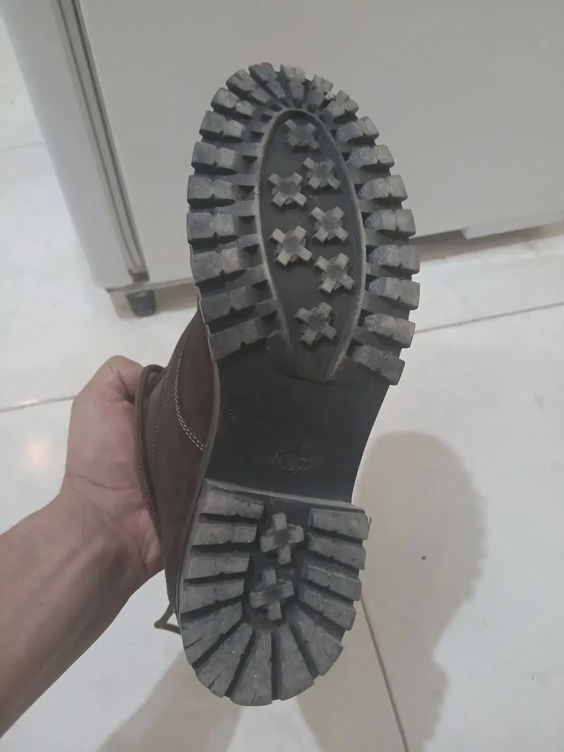 نیم بوت|کیف، کفش، کمربند|اصفهان, بهارستان|دیوار