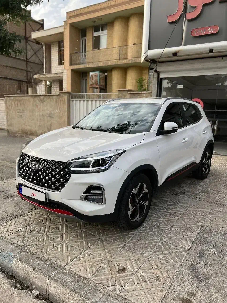 1401/X55|خودرو سواری و وانت|چهارباغ, |دیوار