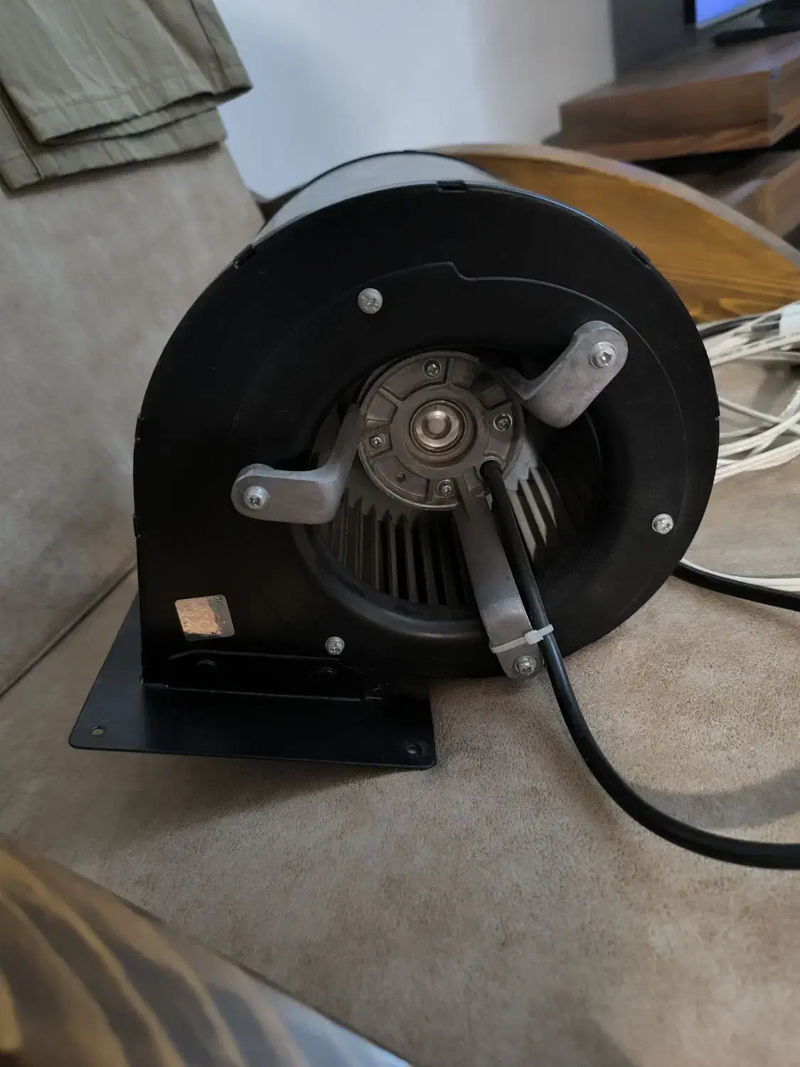 فن سانتریفیوژ فوروارد ( دمنده ) دو طرفه ۱۶۰۰ دور|پنکه و تصفیهکنندهٔ هوا|کرج, گلشهر|دیوار