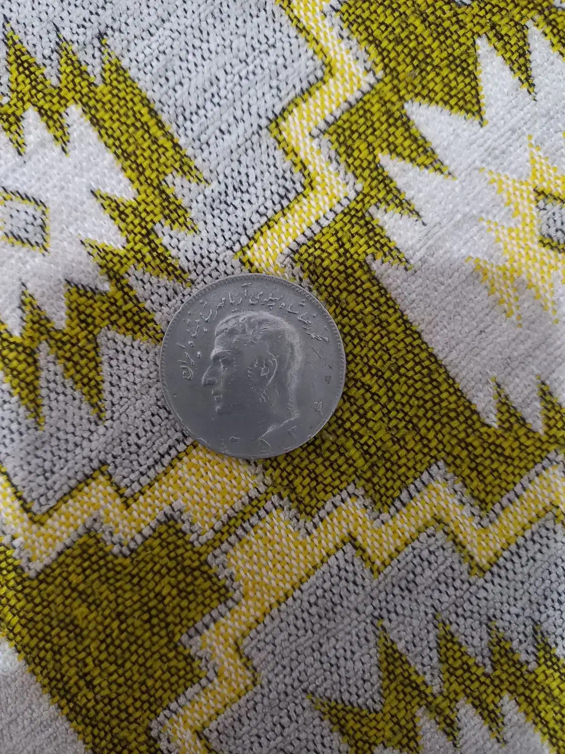 سکه ۱۰ ریالی بدون سوراخ|کلکسیون سکه، تمبر، اسکناس|سنقر, |دیوار