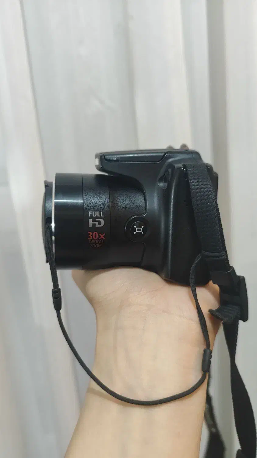 دوربین نیمه حرفهای|دوربین عکاسی و فیلمبرداری|هشتگرد, هشتگرد قدیم|دیوار