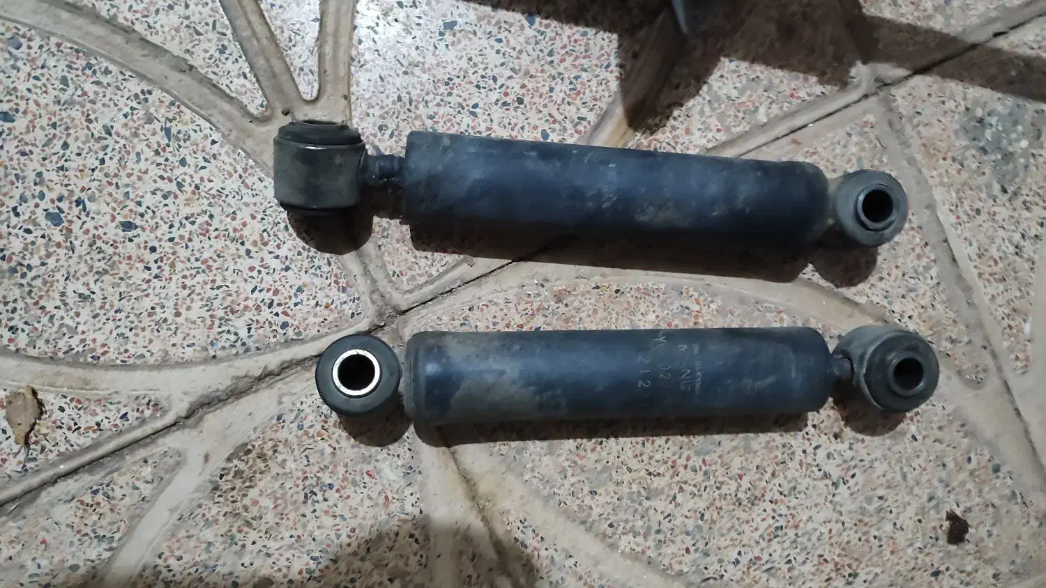 کمک پژوعقب و جلو|قطعات یدکی و لوازم جانبی|قزوین, |دیوار