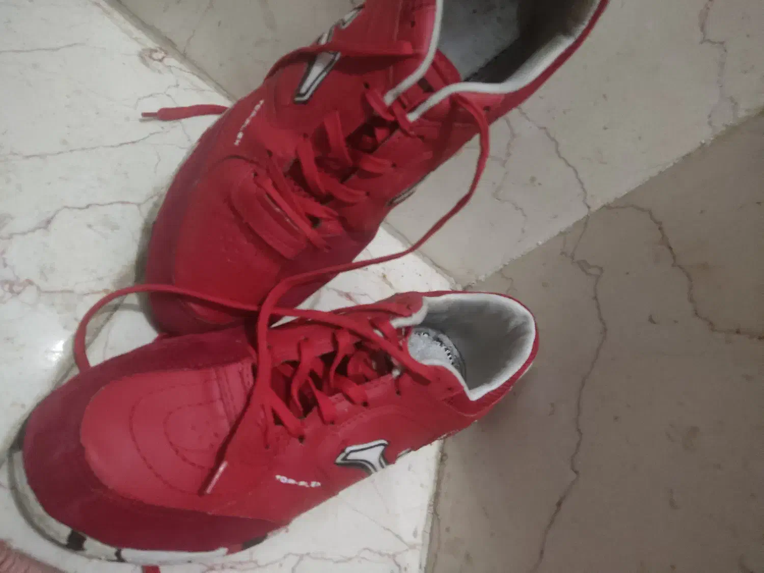 کفش سالنی جوما|تجهیزات ورزشی|خوی, |دیوار