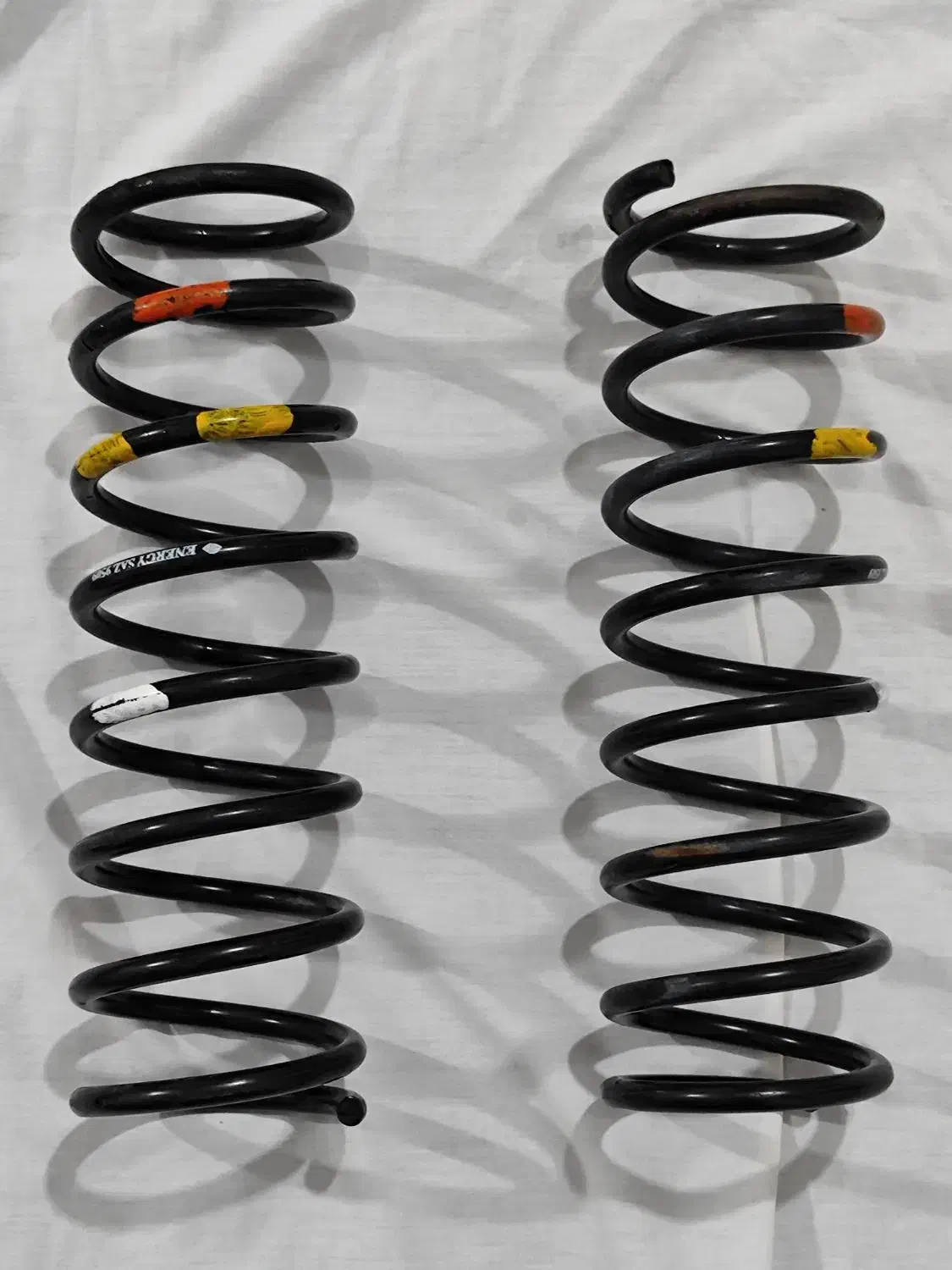 فنر عقب تیبا فابریک|قطعات یدکی و لوازم جانبی|قم, یخچال قاضی|دیوار