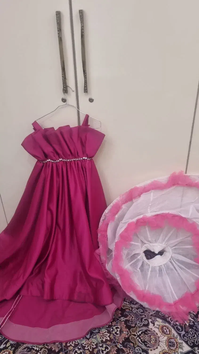 لباس مجلسی دخترونه پرنسسی|کفش و لباس بچه|کارون, |دیوار