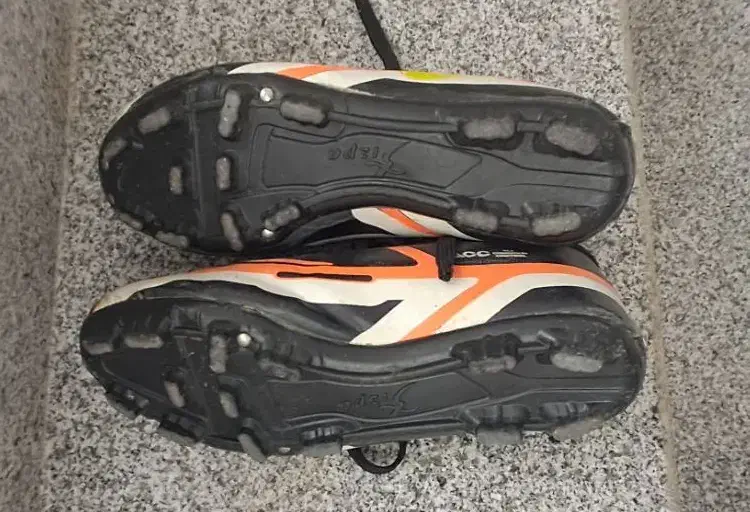 کفش استوک سایز ۳۹،۳۸|کیف، کفش، کمربند|صحنه, |دیوار