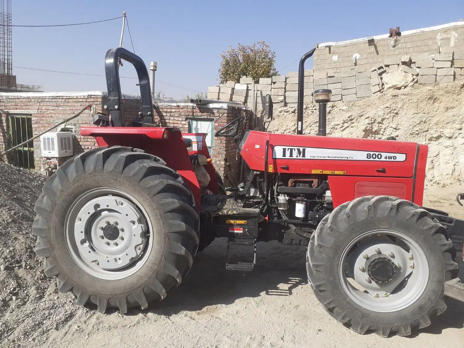 تراکتور فرگوسن ۸۰۰جفت|خودرو سنگین|شاهین دژ, |دیوار