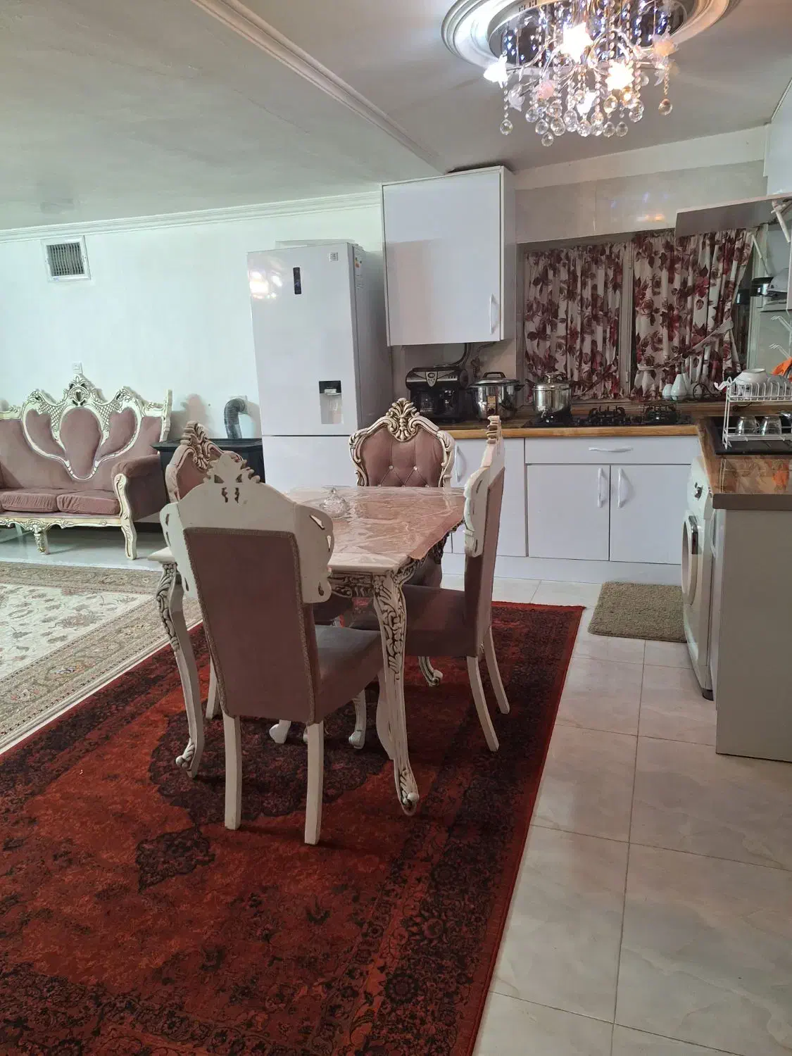 ویلای کوهستانی یک خوابه با استخر آبگرم|اجارهٔ کوتاه‌مدت ویلا و باغ|مرزن‌آباد, |دیوار