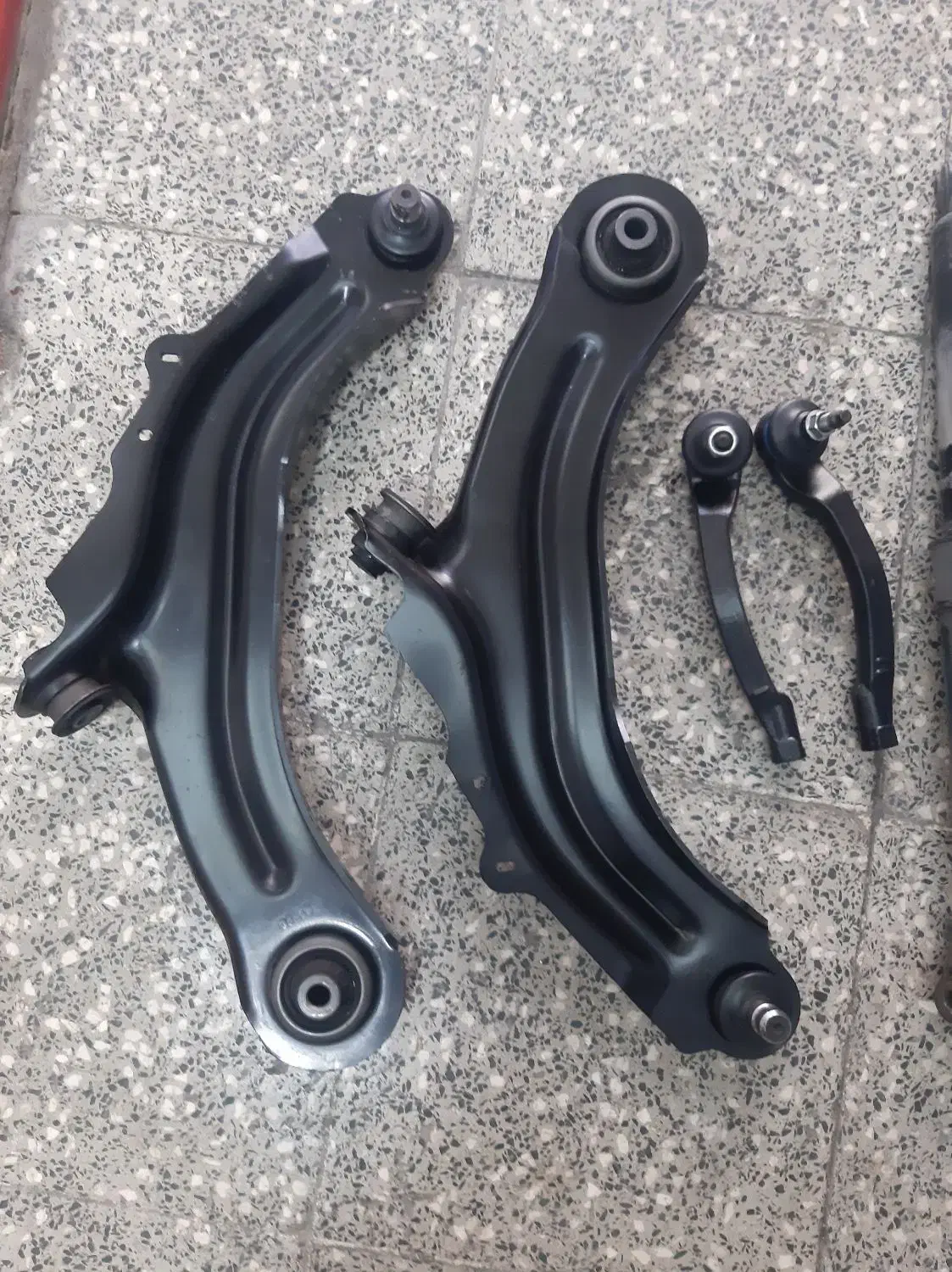 طبق کامل چپ و راست سیبک فرمان چپ و راست مگان|قطعات یدکی و لوازم جانبی|محمدشهر, محمدشهر|دیوار