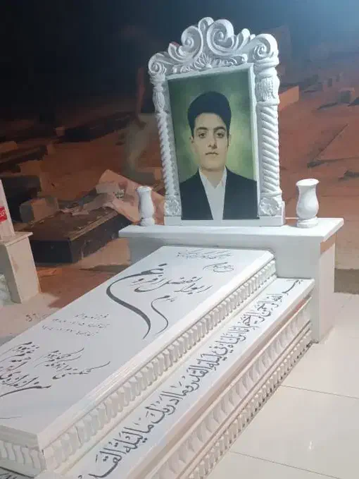 طرح های حدید سنگ مزار سنگ قبر مقبره ۳۳۳۳|خدمات پیشه و مهارت|بندر ماهشهر, |دیوار