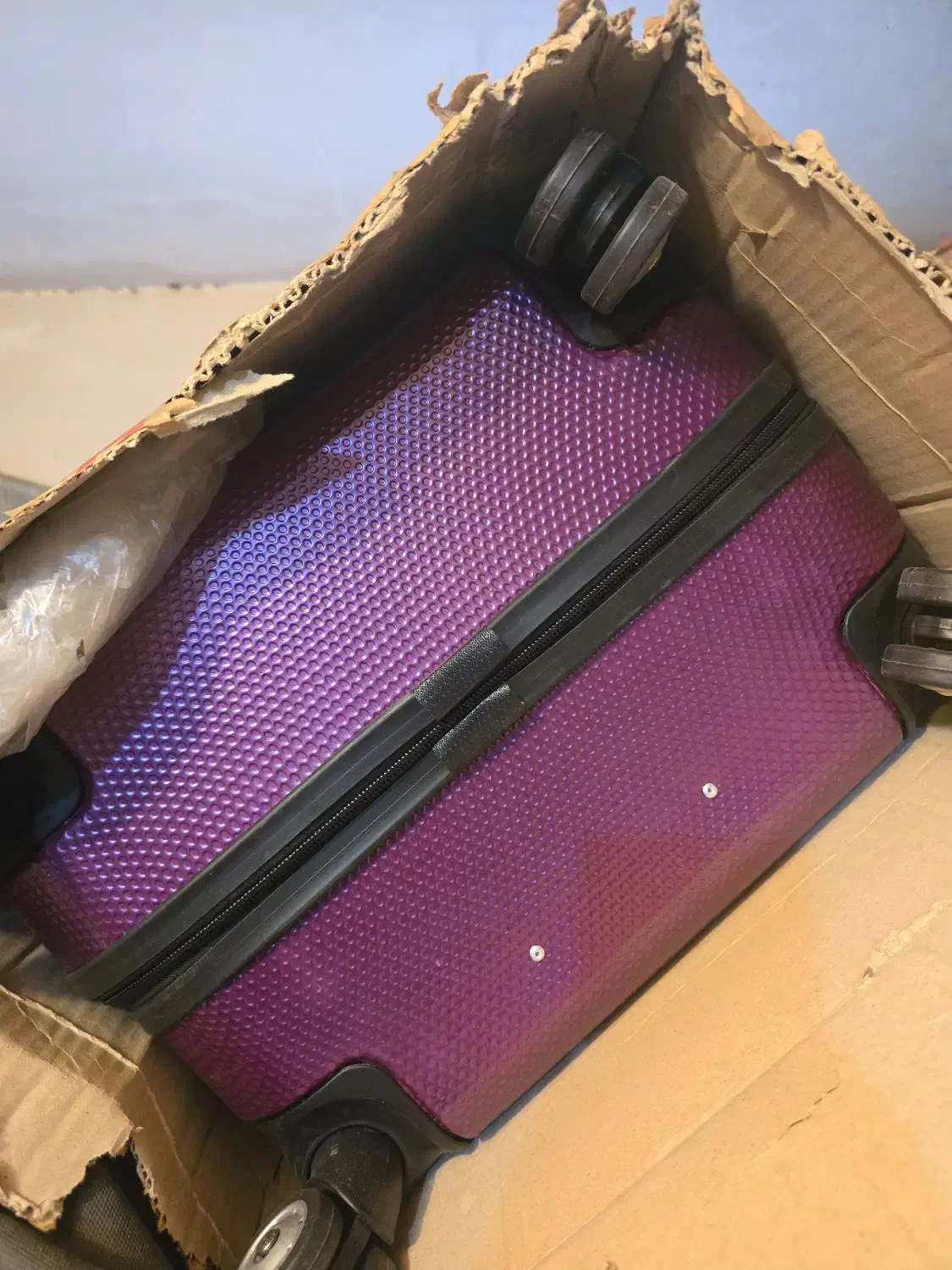 دوعدد چمدان|کیف، کفش، کمربند|تهران, نیروی هوایی (پیروزی)|دیوار