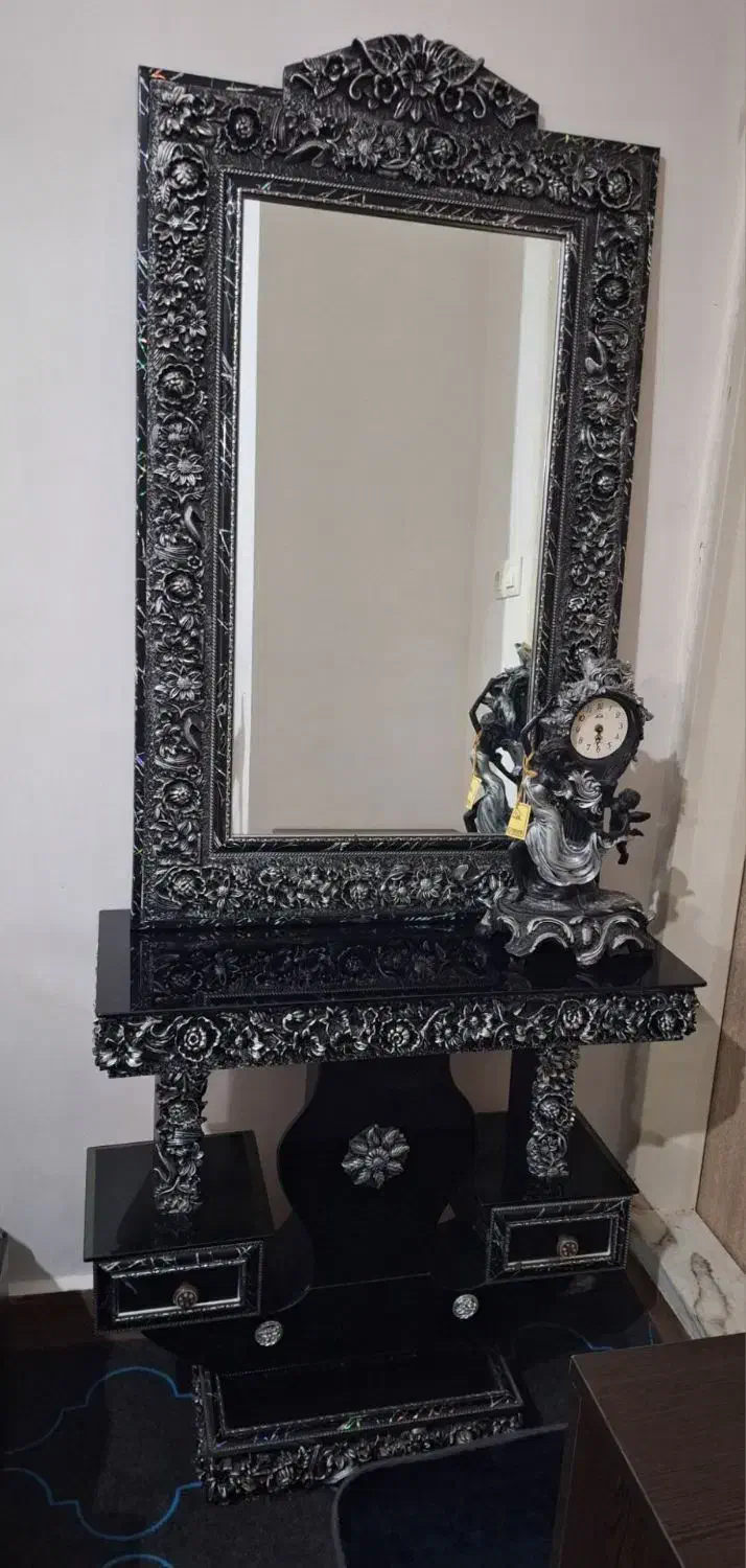 آینه وشمعدان|آینه|اشتهارد, |دیوار