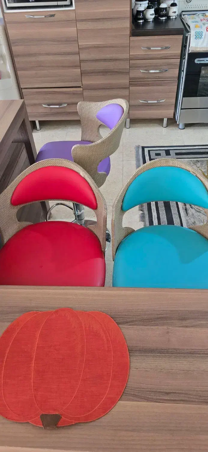 صندلی اپن|میز و صندلی غذاخوری|شاهینشهر, طالقانی|دیوار